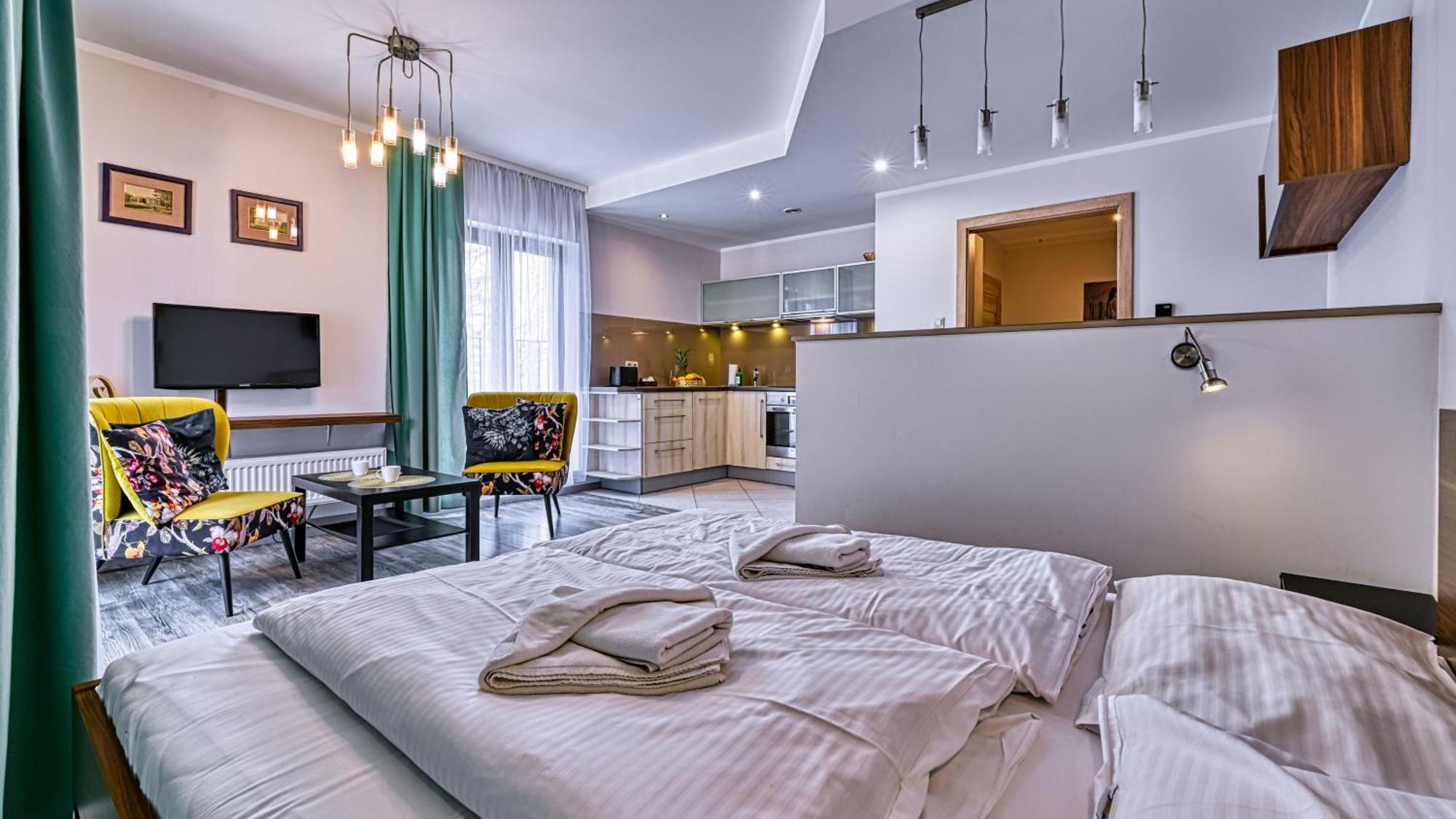 Apartamenty Sun & Snow Resort Sudety 스클라르스카포렘바 외부 사진